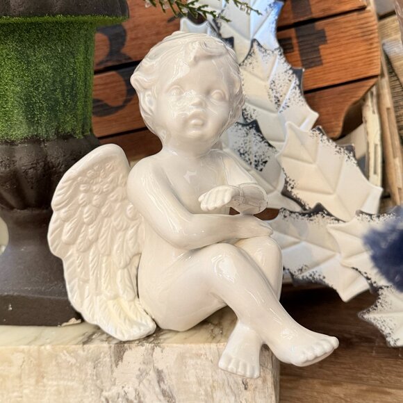 Vintage Angel Baby Sitting Down - Picture 3 of 15